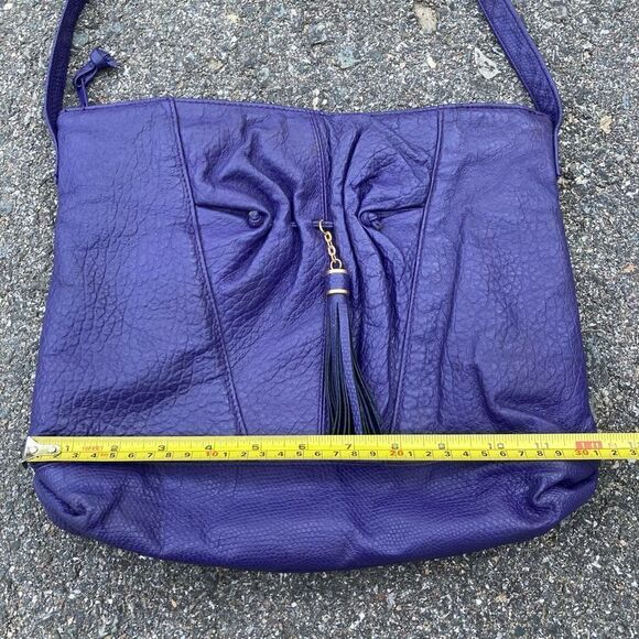 Empress, Vintage Purple Embossed Leather Shoulder Bag, Ruching & Tassel Accent - Picture 6 of 15